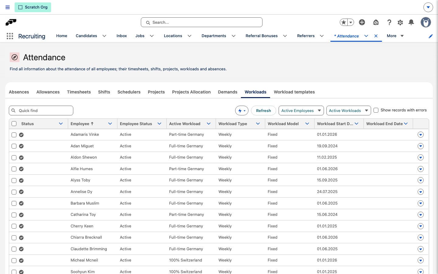 Der Workload-Typ-Filter und das Kontrollkästchen Datensätze mit Fehlern anzeigen in der Attendance-Workload-Liste
