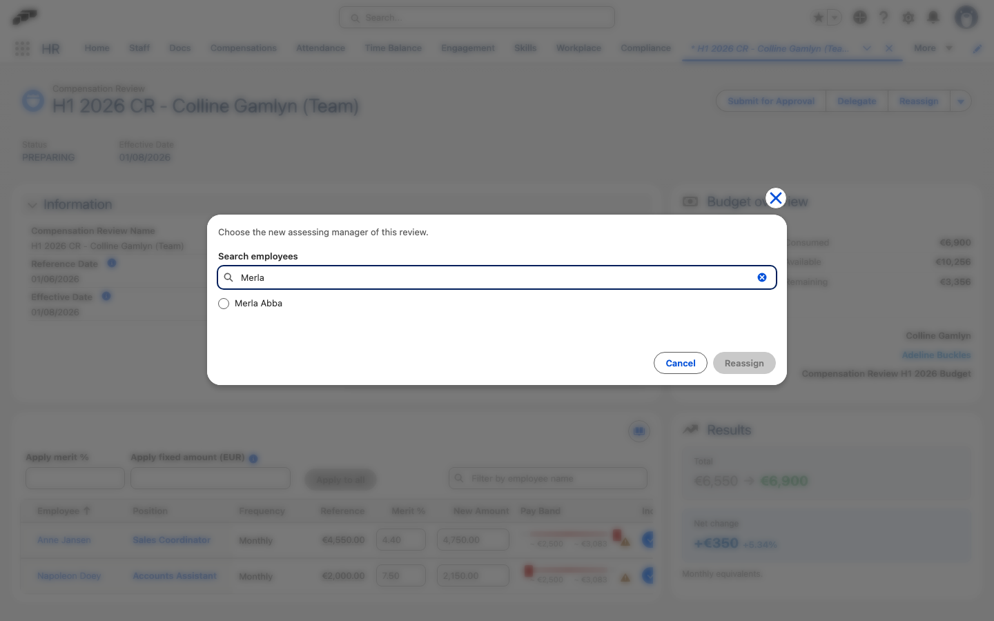 Der Dialog Reassign auf einem Compensation-Review-Datensatz mit einer Suche nach der neuen bewertenden Führungskraft