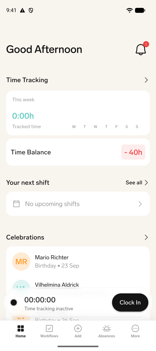 Der Startbildschirm der Mobile App mit der Tracker-Leiste und der Aktion „Einstempeln“