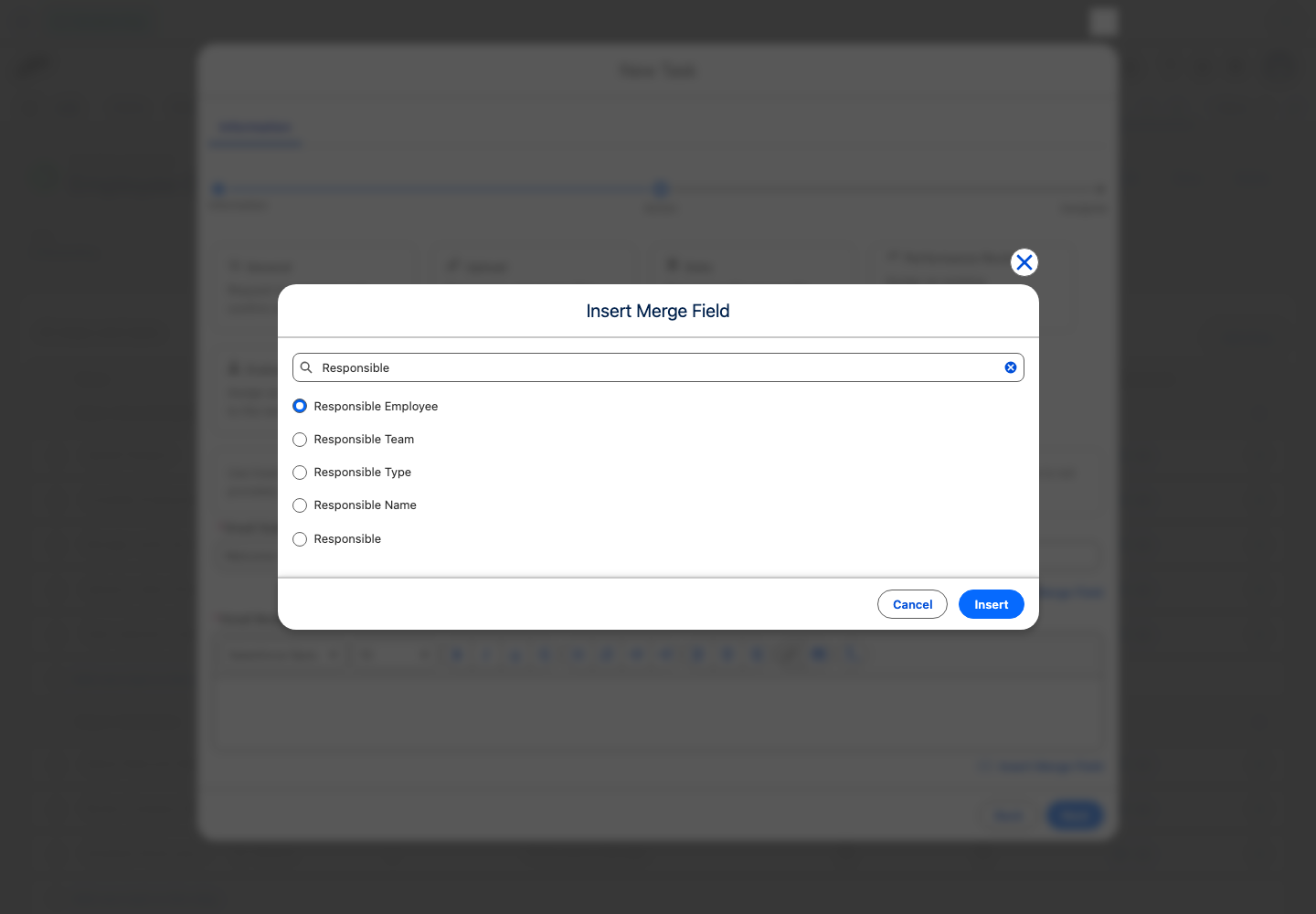 Das Fenster Merge-Tag einfügen in einer E-Mail-Aufgabe eines Workflows mit der Suche Responsible und einem ausgewählten Feld